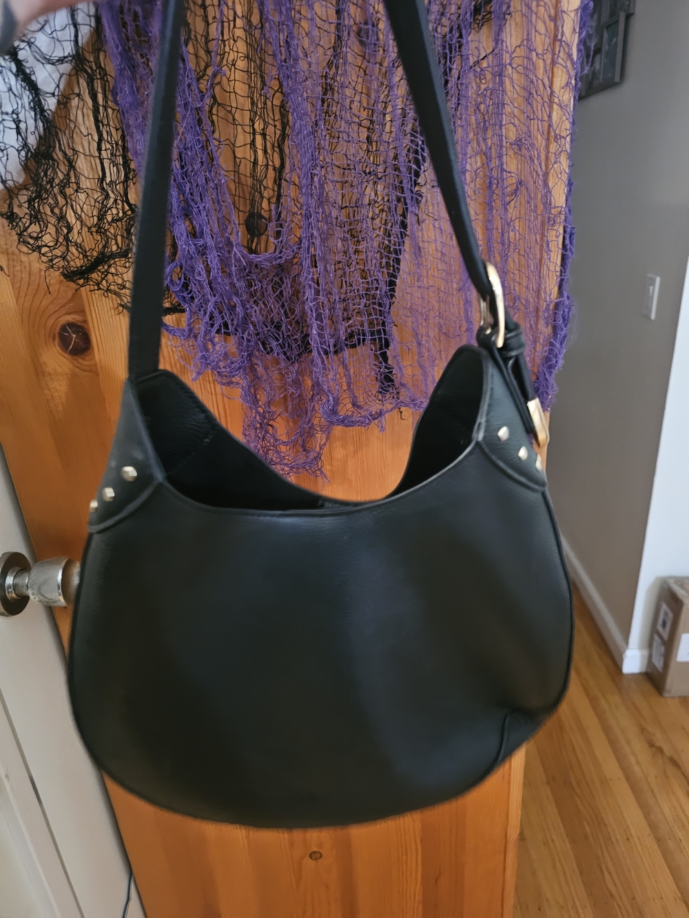 Black Shoulder Hobo Bag - Minimal Classic Style